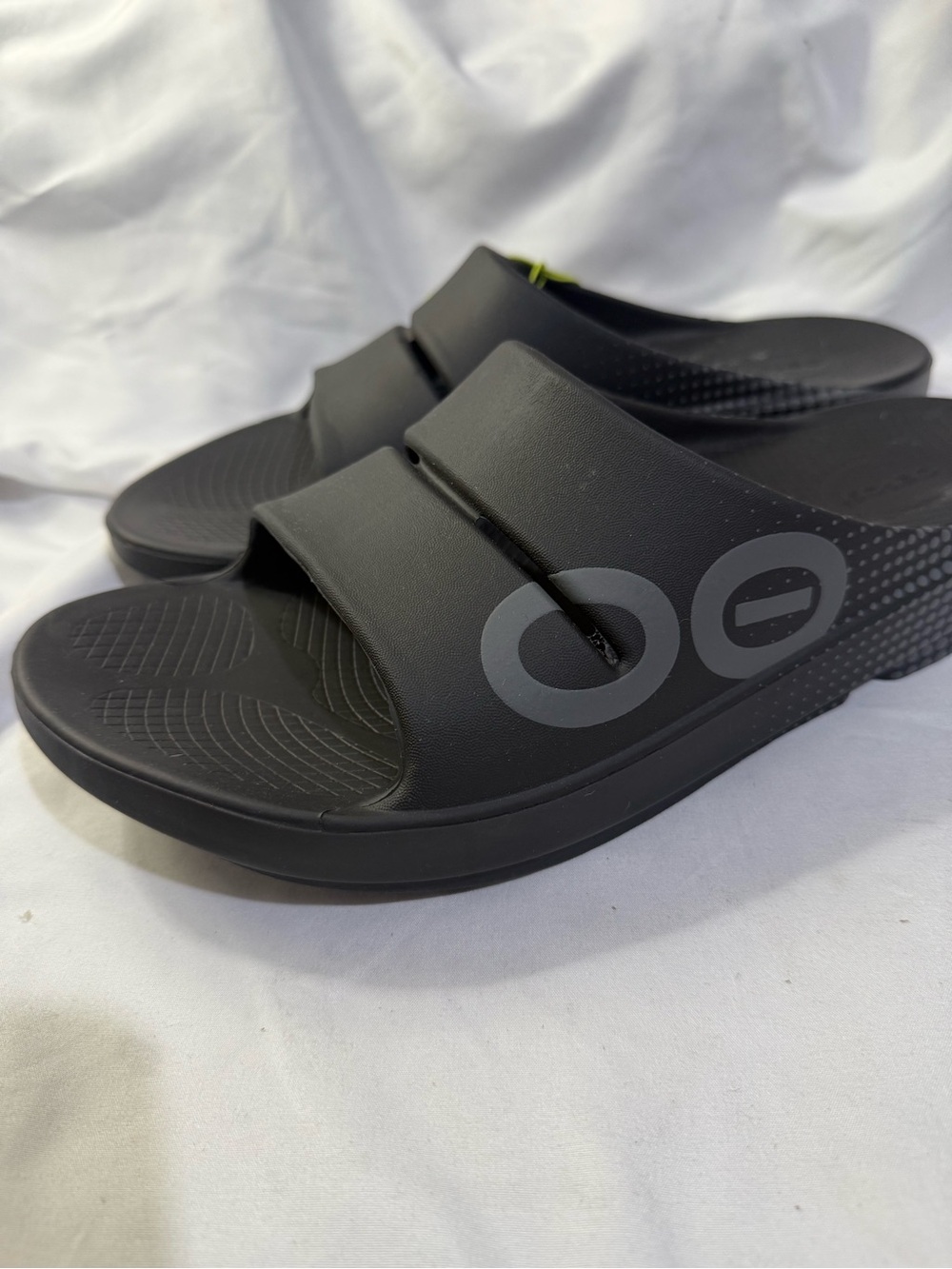 OOFOS OOahh Slide M/Size 13 W/Size 15